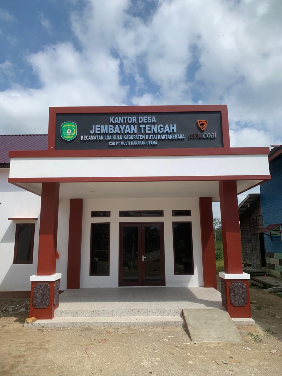 Kantor Desa Jembayan Tengah
