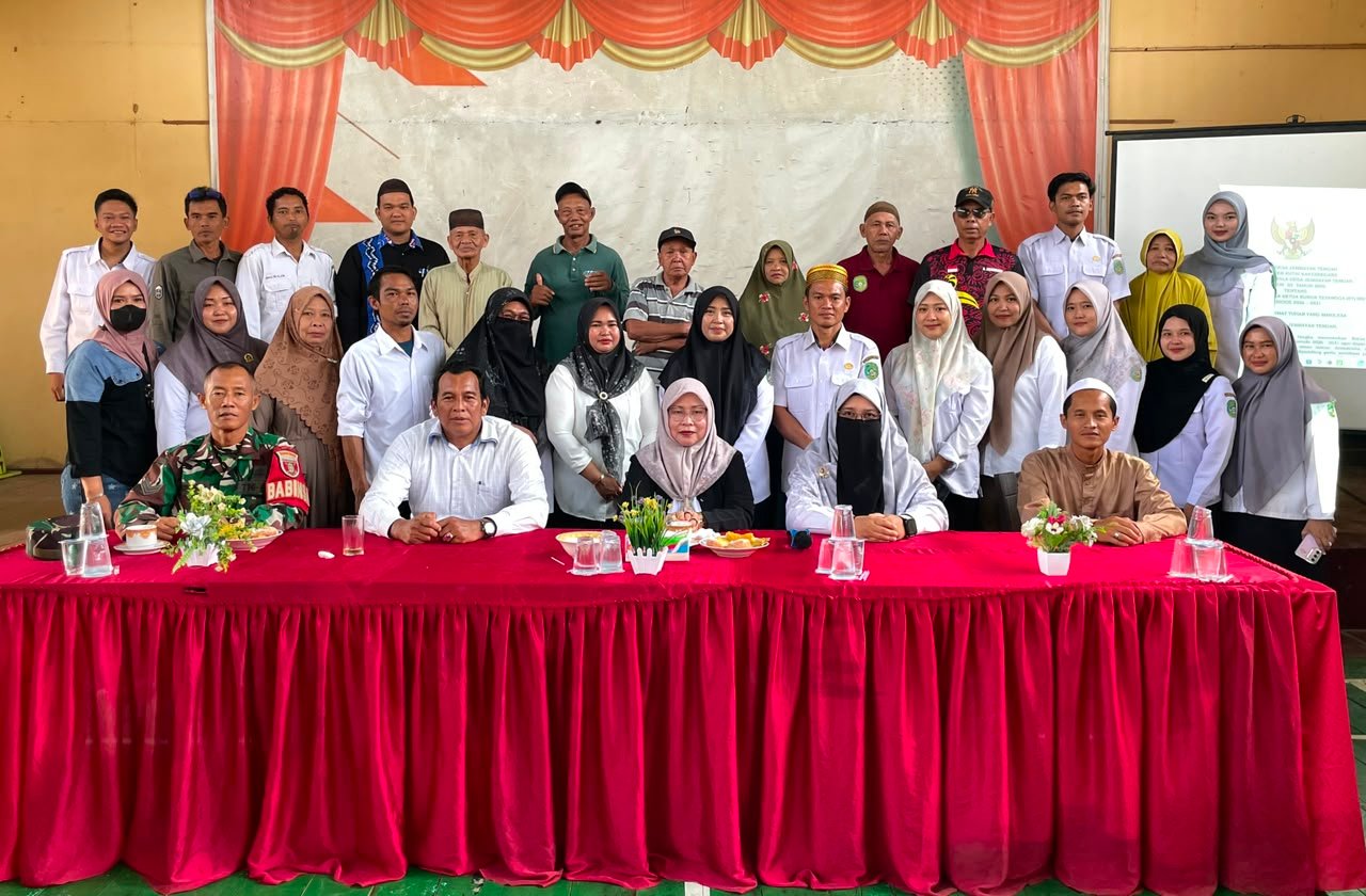 Pelantikan Panitia Pemilihan Ketua RT 2 Desa Jembayan Tengah